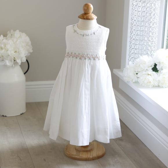 Strasburg Dress White Smocked Embroidered Girls Size 6 Spring Special Occasion - Picture 7 of 7